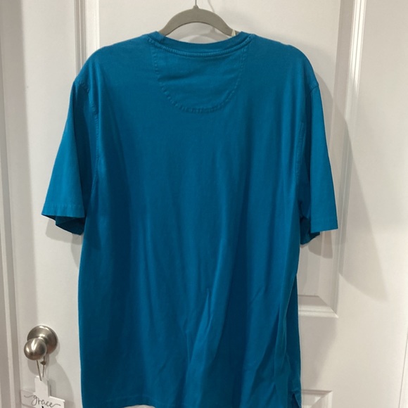 Lot of 3 Tommy Bahama Crew Neck T shirts - Picture 4 of 16